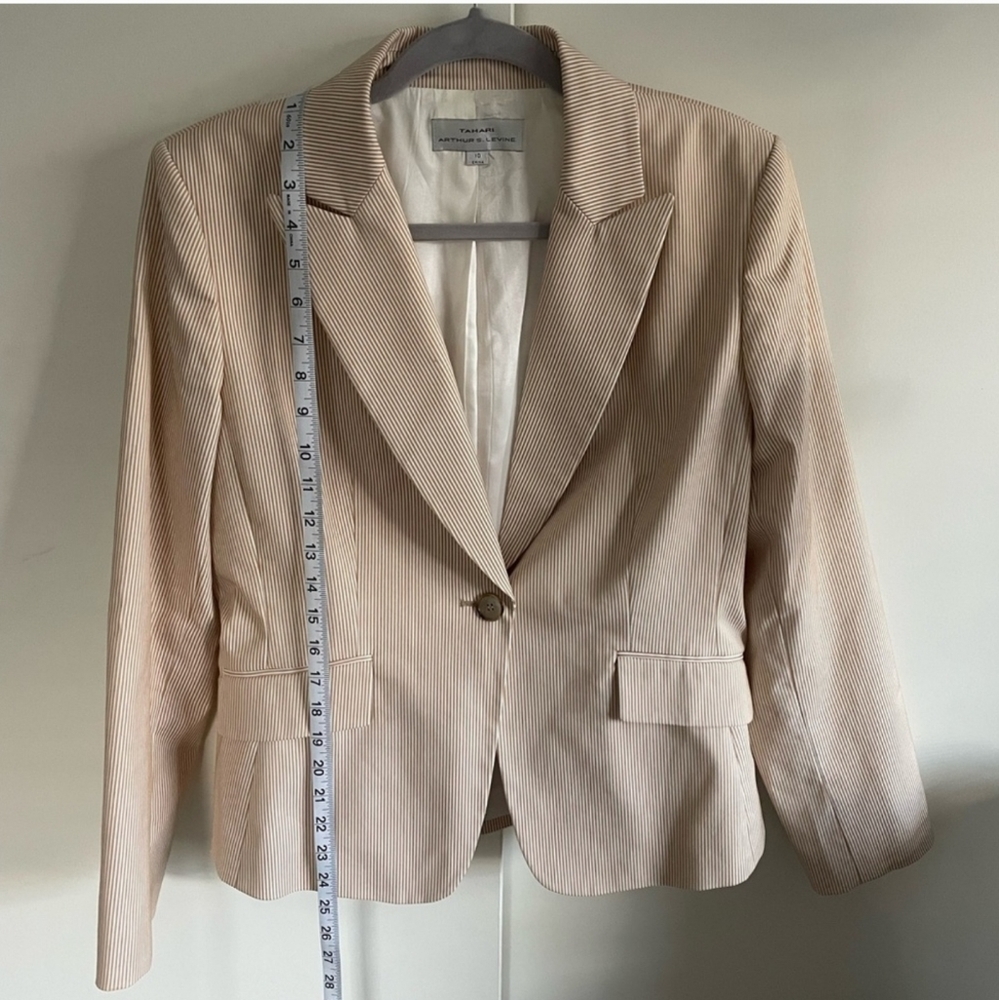 Tahari ASL Light Beige Pinstripe Pantsuit - Picture 2 of 10